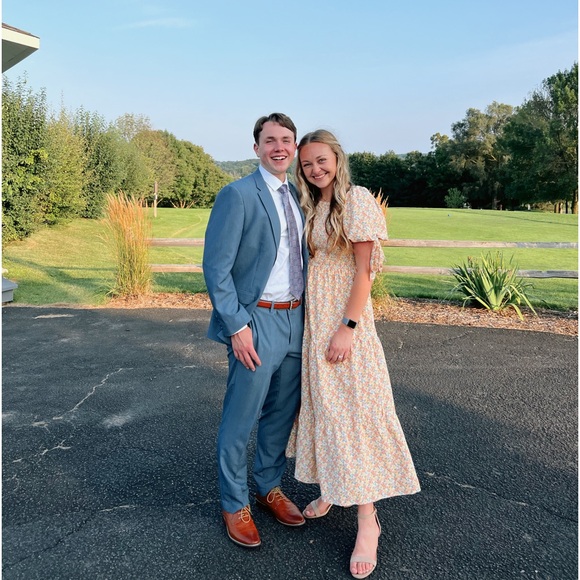 Meet your Posher, Sara - Picture 4 of 7